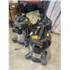 Image 3 : 3 DEWALT 10 GALLON STAINLESS SHOP VAC FOR PARTS OR REPAIR