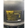 Image 3 : DEWALT 10 GALLON STAINLESS SHOP VAC WORKING LOUD WITH ACCESSORIES AND HOSE INSIDE