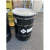 Image 4 : 2 BLACK METAL BARRELS