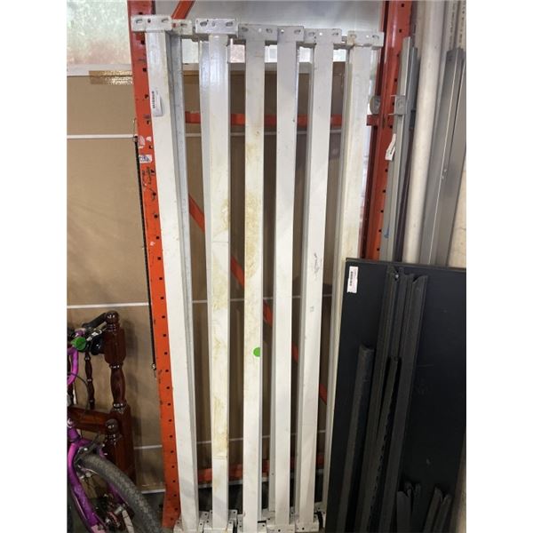 LOT OF 6FT PALLET RACKING CROSS BARS