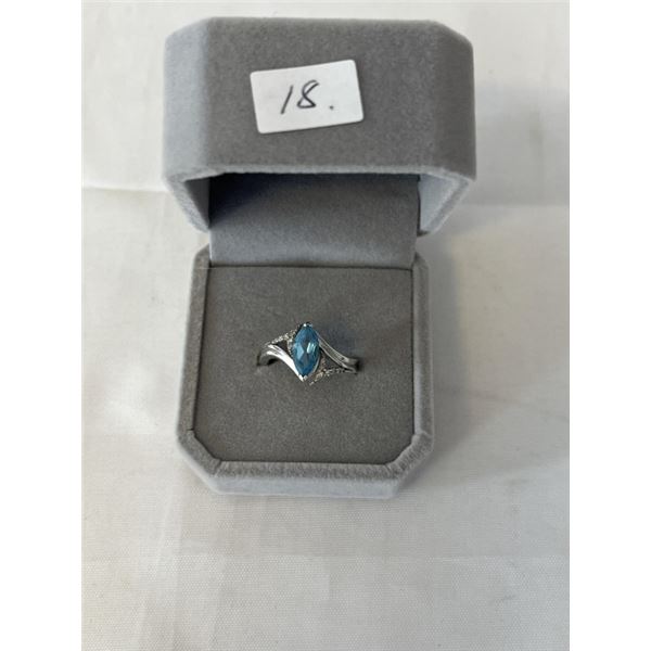 STERLING SILVER W/ BLUE STONE RING, MARKED BMO 925 SIZE 6.5