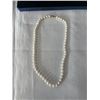 Image 2 : VINTAGE HAND KNOTTED FRESHWATER PEARL NECKLACE W/ 14K GOLD CLASP STAMPED 14K Z