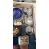 Image 4 : TRAY OF ANTIQUE COLLECTIBLE LIDDED JEWELLERY AND PIN DISHES
