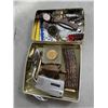 Image 1 : 2 TRAYS OF COLLECTIBLES