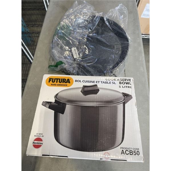 LOT OF NEW FUTURA COOK N SERVE BOWL 5 LITRE AND NEW ESMALTADA FRYING PAN