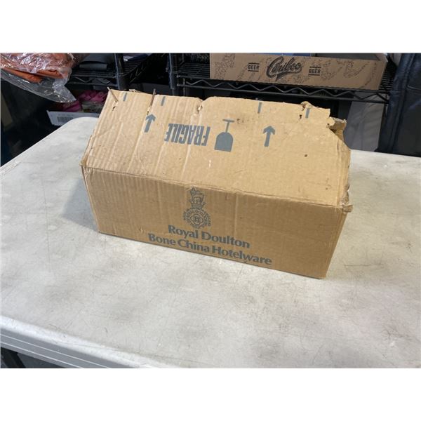 CASE OF NEW OLD STOCK ROYAL DOULTON HOTEL WARE LIDDED DISHES