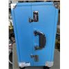 Image 2 : BRAND NEW LOCKING LIQUOR TRAVEL CASE
