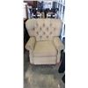 Image 1 : OVERSIZED WINGBACK MAUNAL RECLINER CHAIR