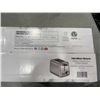 Image 4 : HAMILTON BEACH 2 SLICE TOASTER - TESTED WORKING
