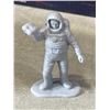 Image 3 : 3 SETS OF ASTRONAUTS ACTION FIGURE SETS 60 PIECES PER BOX