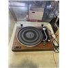 Image 2 : YAMAHA RECORD PLAYER