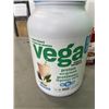 Image 2 : PREMIER PROTEIN DRINKS AND TUB OF VEGA PROTEIN POWDER