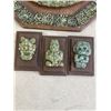 Image 3 : WALL PLAQUES AND PLANTER POT