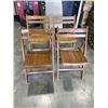 Image 1 : 4 WOOD FOLDING CHAIRS
