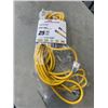 Image 1 : INDOOR/OUTDOOR 3 WIRE GROUNDED HEAVY DUTY 25FT 14AWG YELLOW EXTENSION CORD