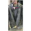 Image 2 : 3 LADIES WINTER JACKETS, ONE IS LEATHER, ONE IS LONDON FOG RAIN COAT SIZE SMALL