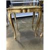 Image 3 : 2 VINTAGE NESTING TABLES
