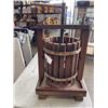 Image 1 : VINTAGE GRAPE PRESS