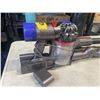 Image 4 : DYSON V7 TORQUE DRIVE CORDLESS VACUUM WORKING WITH ACCESSORIES