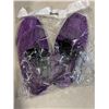Image 2 : NEW CASE OF 15 PURPLE SETS OF SHOES SIZE 9-10