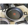 Image 6 : CAST IRON PAN, ELECTRIC KETTLE, AND POT AND PAN