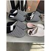 Image 2 : 8 PAIRS OF NEW INDOOR/OUTDOOR SLIPPERS