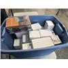 Image 2 : VERY LARGE LOT OF VINTAGE HOCKEY AND OTHER SPORTS CARDS