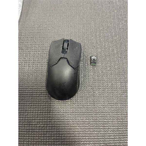 RAZER VIPER V2 3200 DPI WIRELESS GAMING MOUSE - TESTED WORKING, RETAIL $119