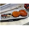 Image 6 : CASED VIOLIN WITH BOW