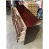 Image 4 : 8 DRAWER MODERN DRESSER