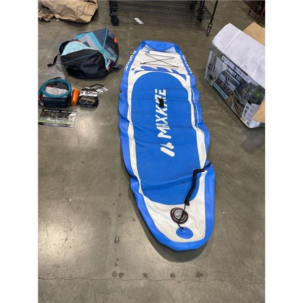 BODY GLOVE PERFORMER PADDLE BOARD WITH ACCESSORIES IN ORIGINAL BOX