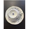 Image 3 : 5 ASSORTED TEACUPS AND SAUCERS