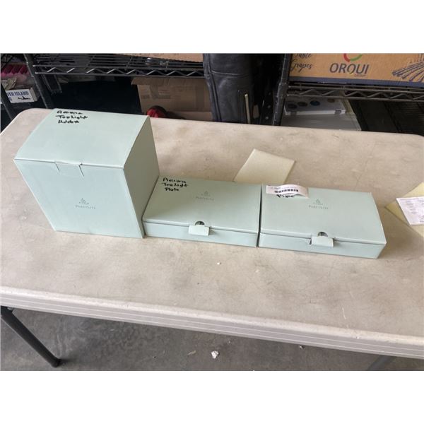 3 NEW PARTYLITE ARIANA TEALIGHT HOLDERS AND PLATES