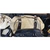 Image 5 : 5 LADIES ESTATE PURSES AND BAGS INCLUDING TNA, GUESS, CALVIN KLEIN,ANNE KLEIN