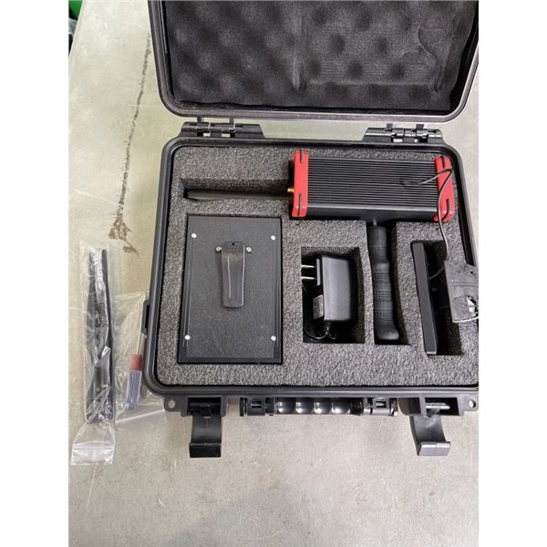 AS NEW METAL DETECTOR IN CASE