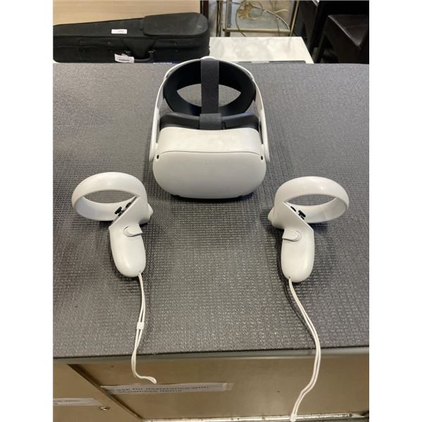 META QUEST 2 128GB LIGHT GREY - TESTED WORKING, RETAIL $355