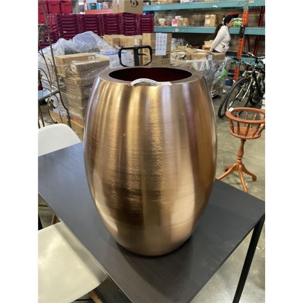 METAL COPPER PLANT POT 22 INCH TALL