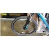 Image 3 : 3 SERIES BLUE BIKE