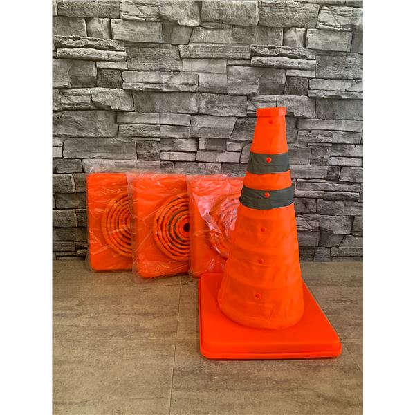 Lot of 4 Retractable Reflective Pylons
