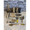 Image 1 : Box of Various Hand Trowels & Hand Tools