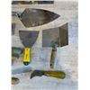 Image 6 : Box of Various Hand Trowels & Hand Tools