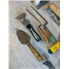 Image 7 : Box of Various Hand Trowels & Hand Tools