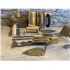 Image 9 : Box of Various Hand Trowels & Hand Tools