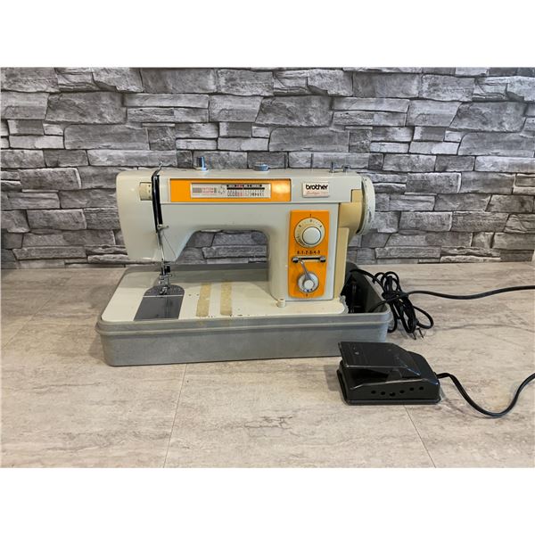 Vintage Brother Boutique 761 Sewing Machine w/ Foot Pedal - Multi Switch - Portable