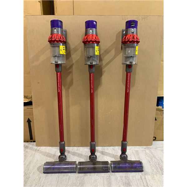 Lot of 3 Dyson Cyclone V10 Vaccum Cleaners for Parts Or Repair one Turns On