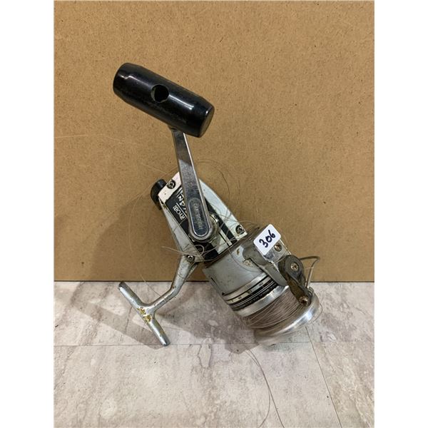 Vintage Ryobi The Silver Cloud Fishing Reel