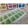 Image 4 : Lot of 4 Ice Cube Trays