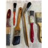 Image 4 : 12 Paint Brushes Multi Use And Oil Paint