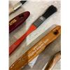 Image 5 : 12 Paint Brushes Multi Use And Oil Paint