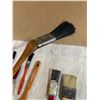 Image 7 : 12 Paint Brushes Multi Use And Oil Paint